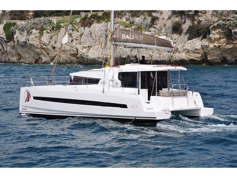 Bali Catamarans 4.1 Zeus