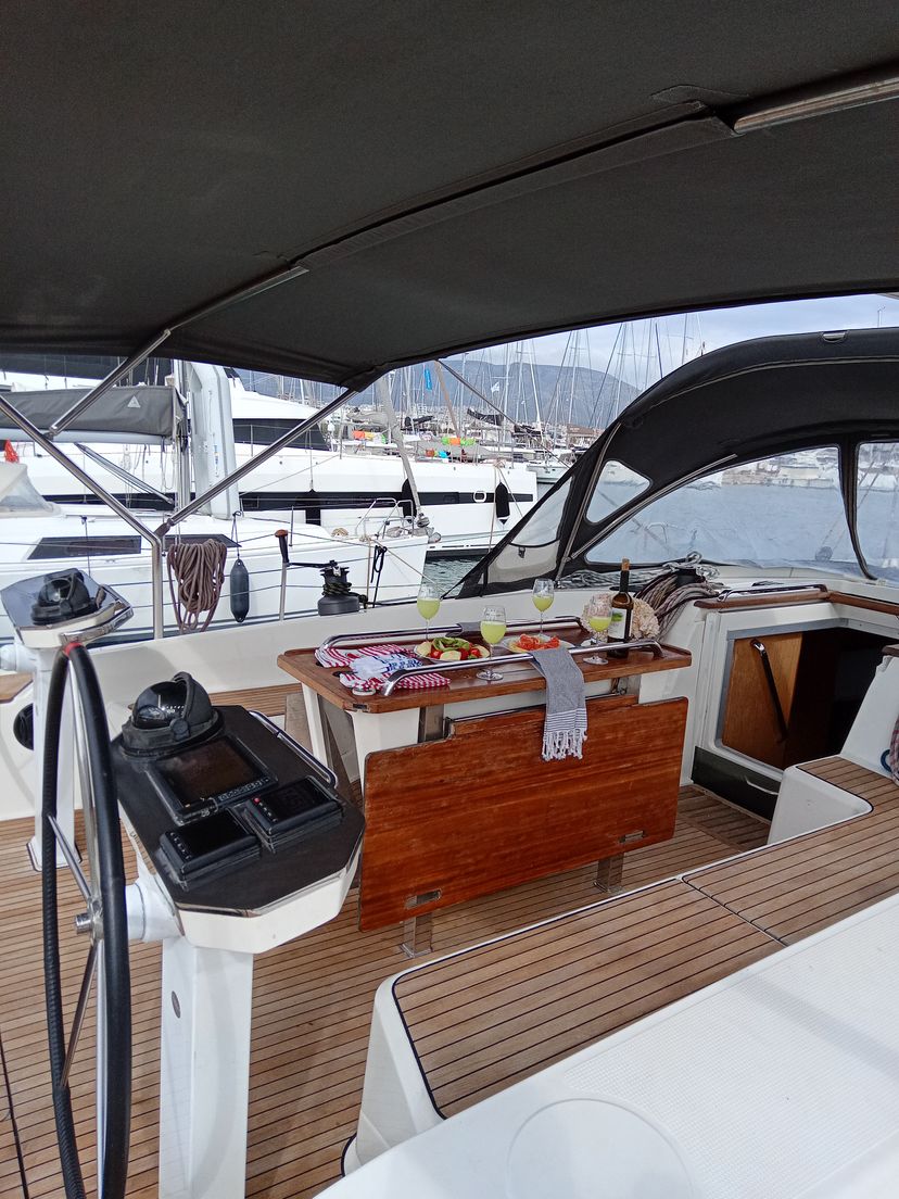 Bavaria Yachtbau BAVARIA C42 Leopard