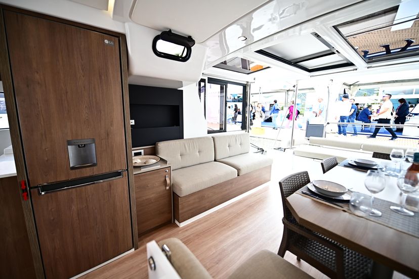 Bali Catamarans 4.2 Blitz