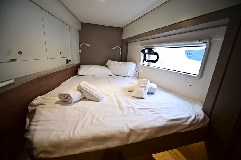 Bali Catamarans 4.2 Blitz