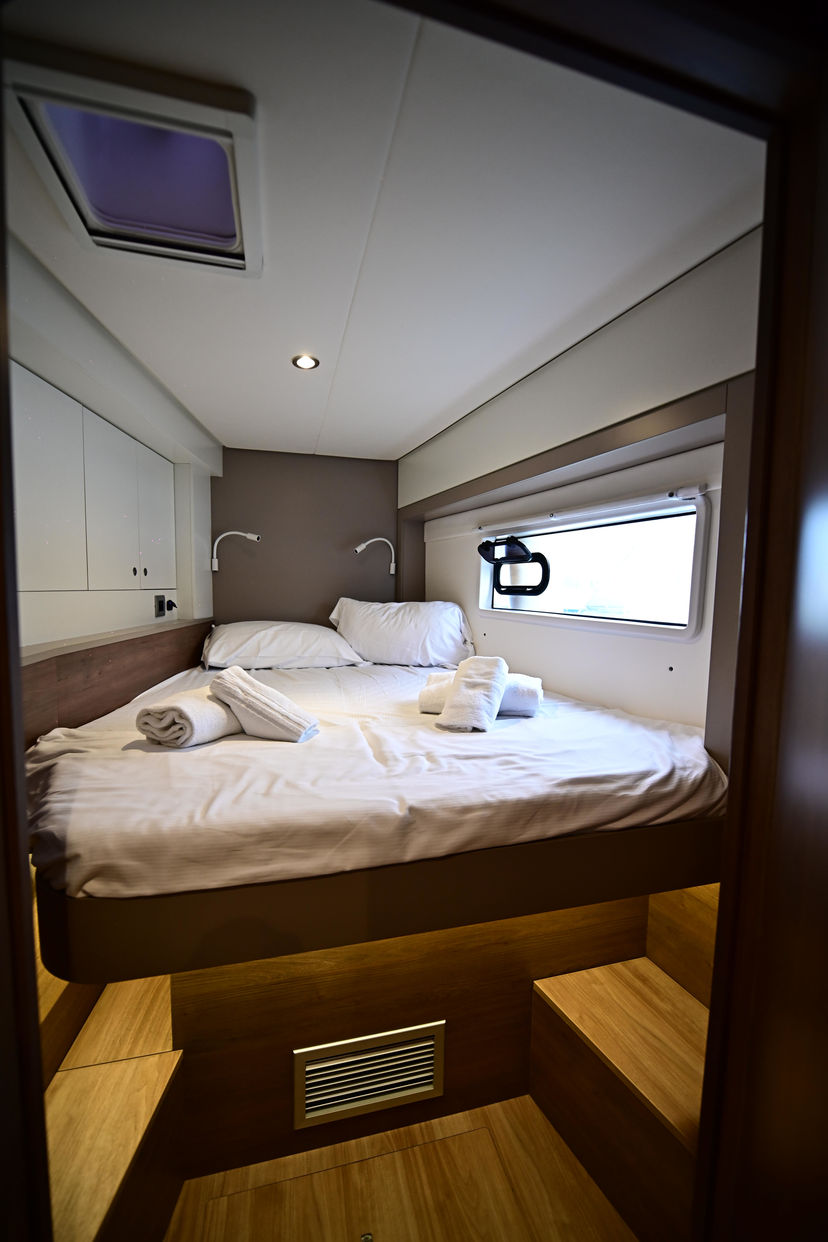 Bali Catamarans 4.2 Res23