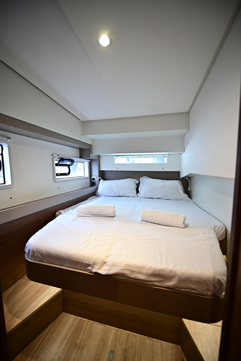 Bali Catamarans 4.2 Res23