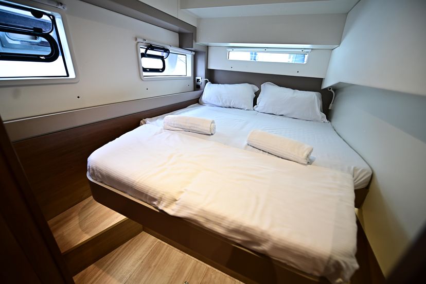 Bali Catamarans 4.2 Res23
