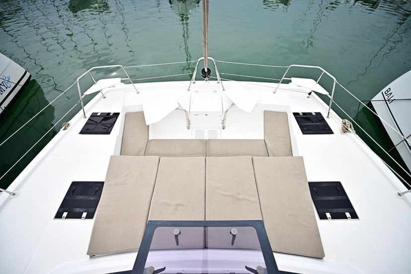 Bali Catamarans CATSPACE Perrito Caliente