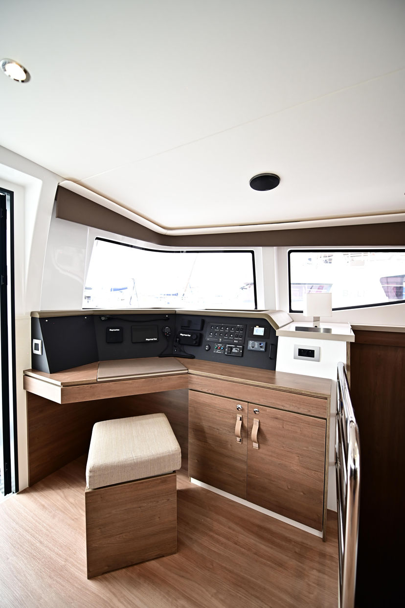 Bali Catamarans 4.4 Grease