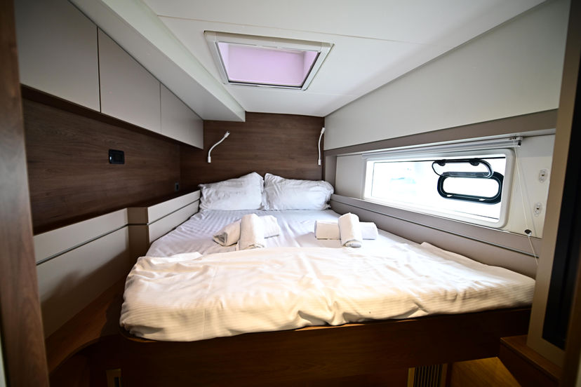 Bali Catamarans 4.4 SKYFALL