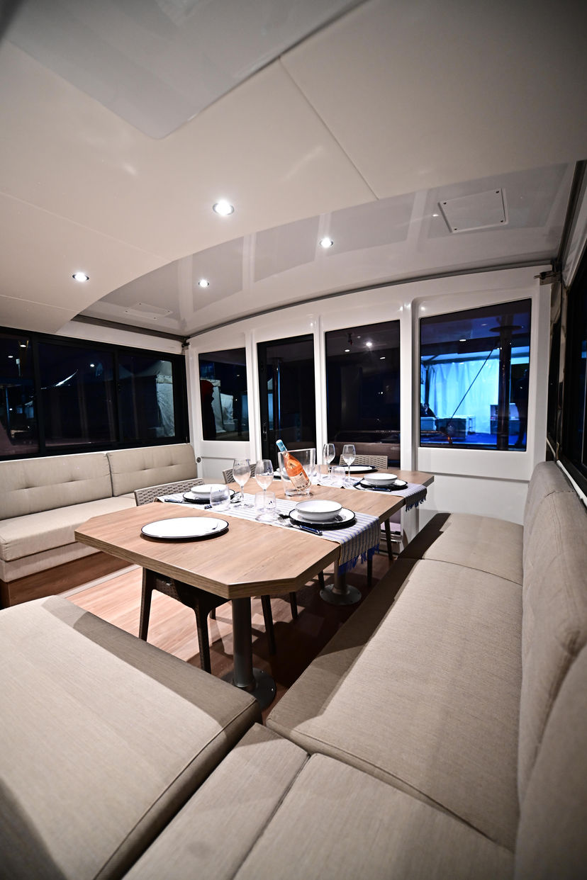 Bali Catamarans 4.4 SKYFALL