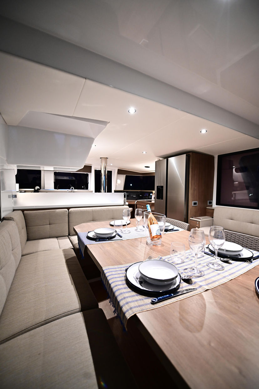 Bali Catamarans 4.4 SKYFALL