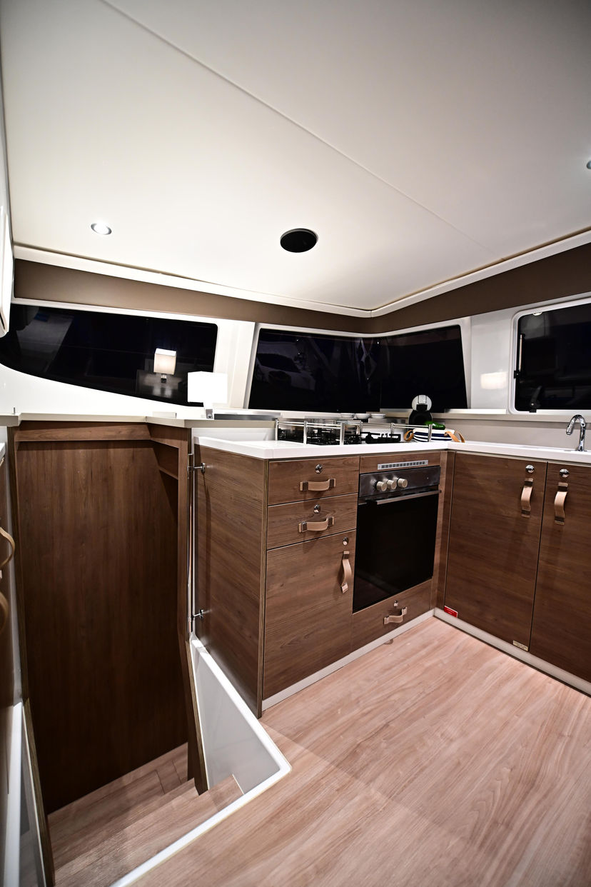 Bali Catamarans 4.4 SKYFALL