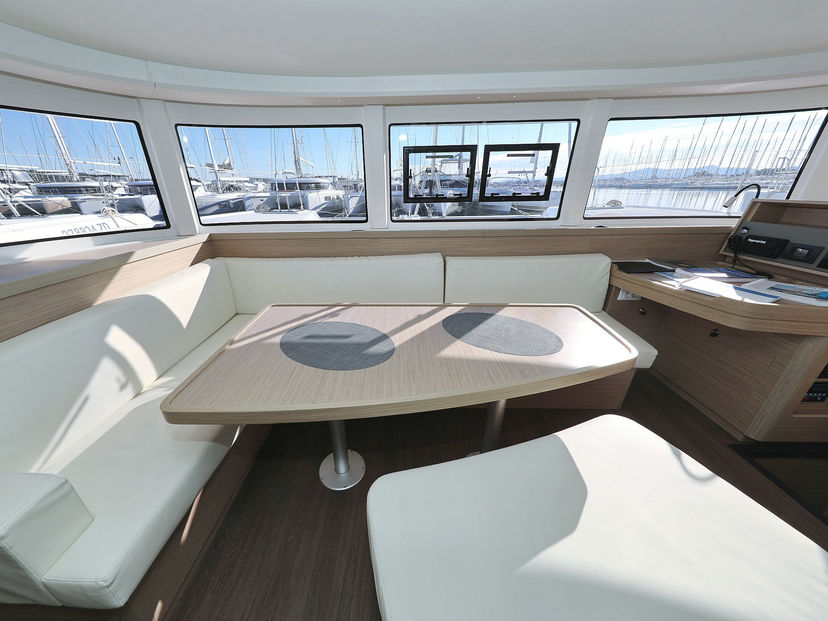 Lagoon 42 EQUATOR