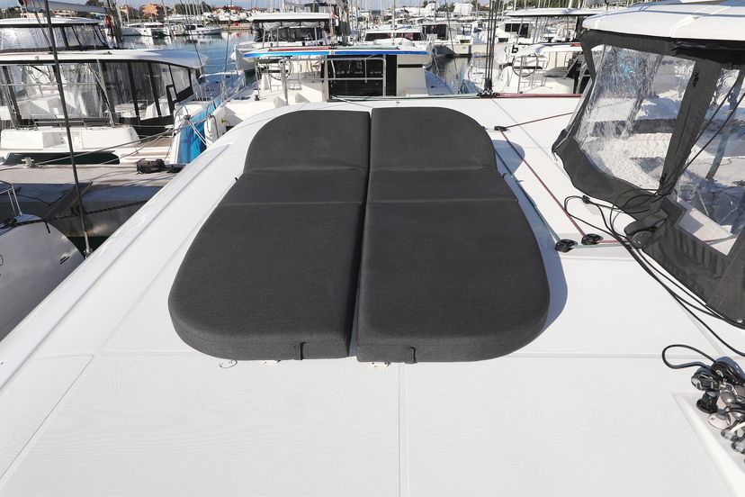 Lagoon 42 EQUATOR