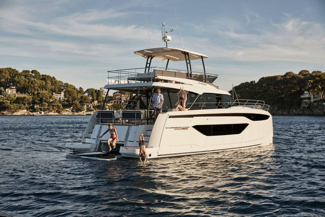 Prestige 48 Diamond Si