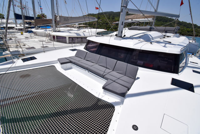 Fountaine Pajot 45 MILLY 2