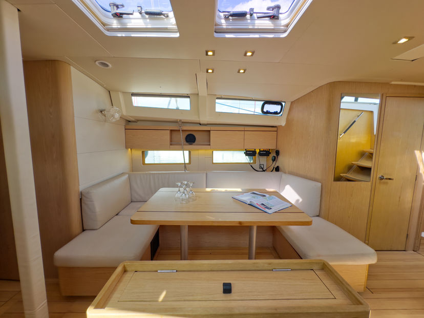 Beneteau OCEANIS 46.1 Sail Away (Refit 2025 - A/C - Electric Heads)