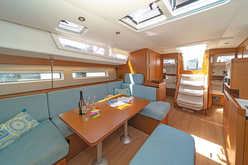 Jeanneau 49 Queens of Utrecht