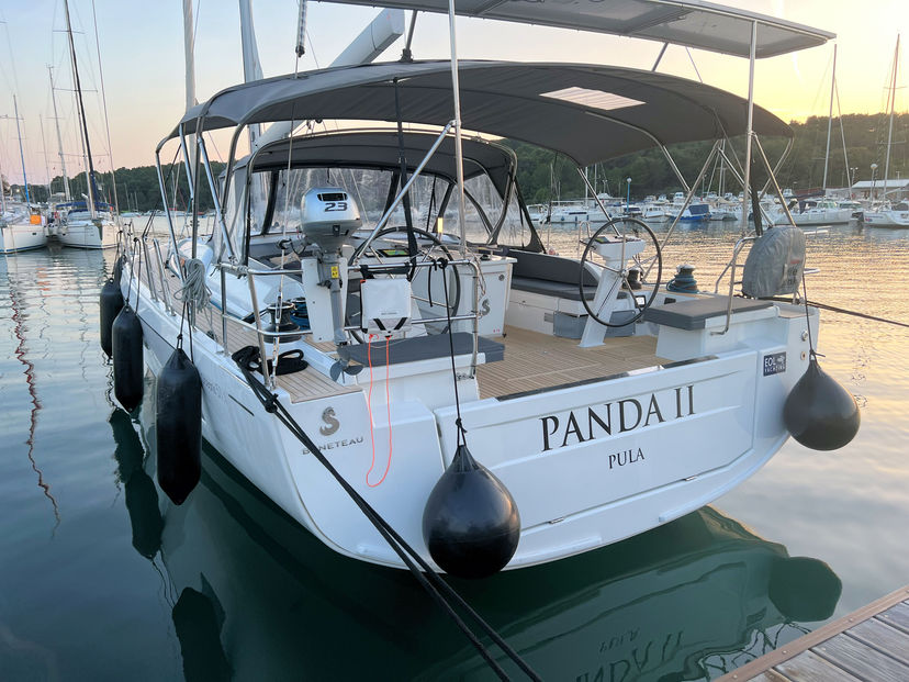 Beneteau OCEANIS 51.1 Panda II