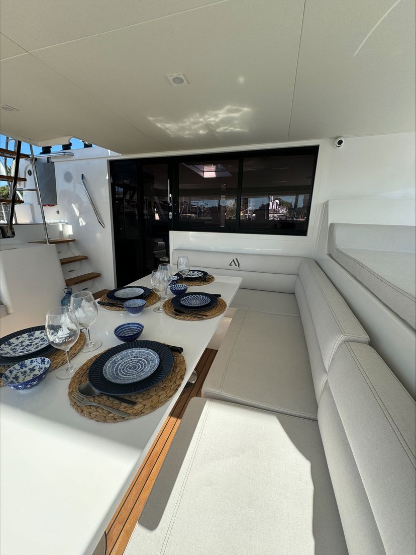 Aventura Catamarans Good luck