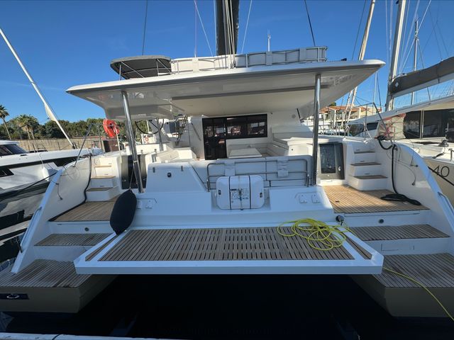 Aventura Catamarans Good luck