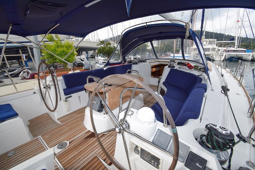 Jeanneau 44 Loki