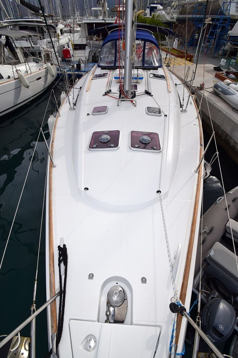 Jeanneau 44 Loki