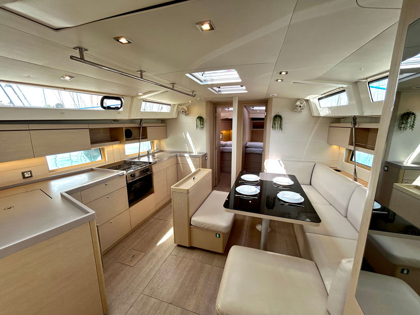 Beneteau OCEANIS 46.1 Capriccio (Refit 2025 - A/C - Generator - Electric Heads)