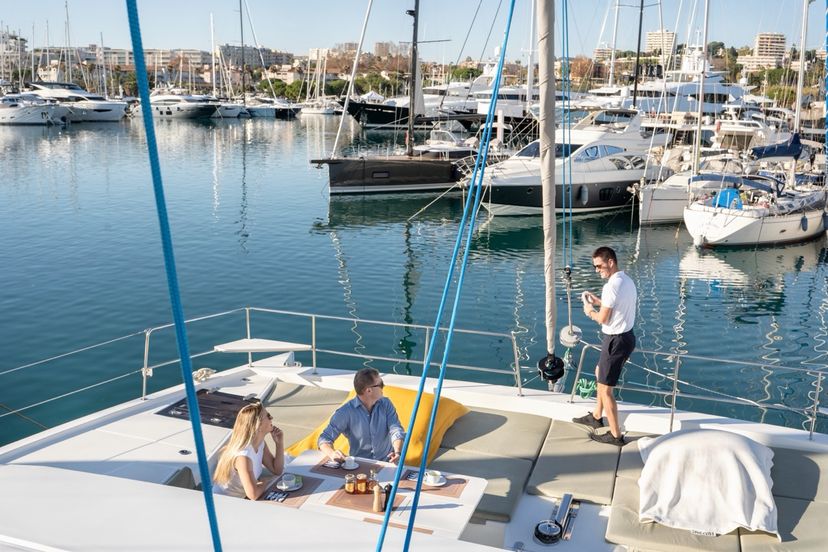 Bali Catamarans 5.4 GALOE