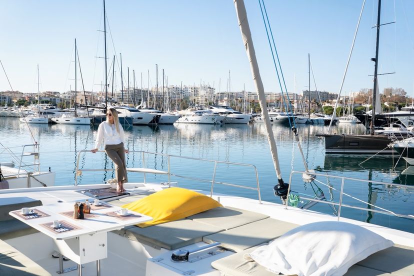 Bali Catamarans 5.4 GALOE