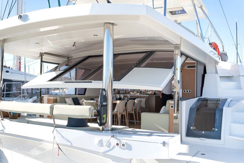 Bali Catamarans 5.4 GALOE