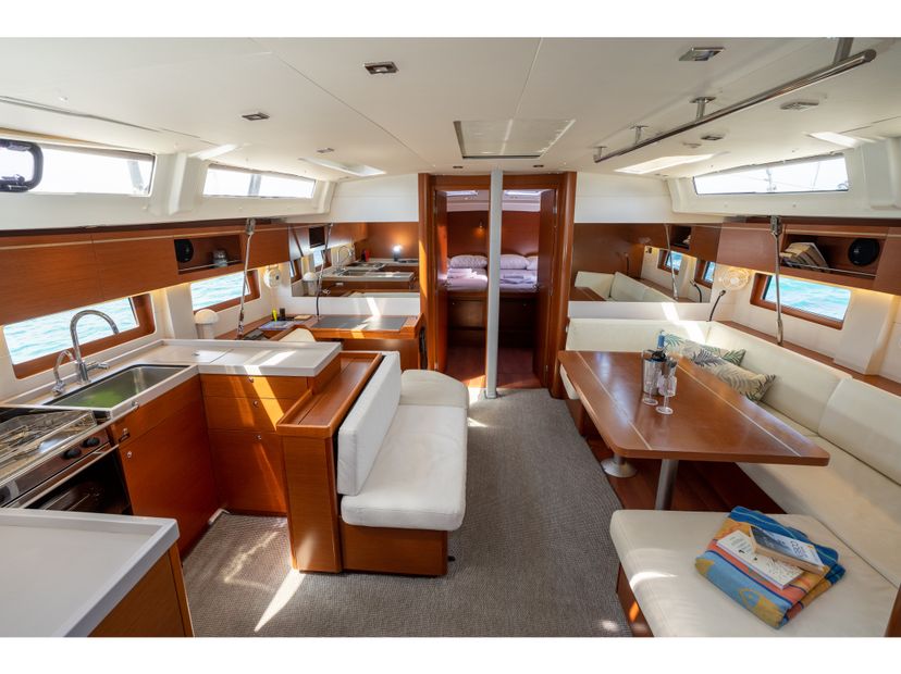 Beneteau OCEANIS 51.1 One Piece