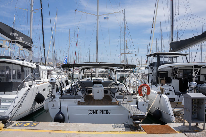 Beneteau OCEANIS 51.1 One Piece
