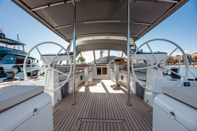 Beneteau OCEANIS YACHT 54 BIG BLUE