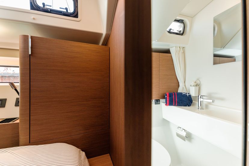 Beneteau OCEANIS YACHT 54 BIG BLUE