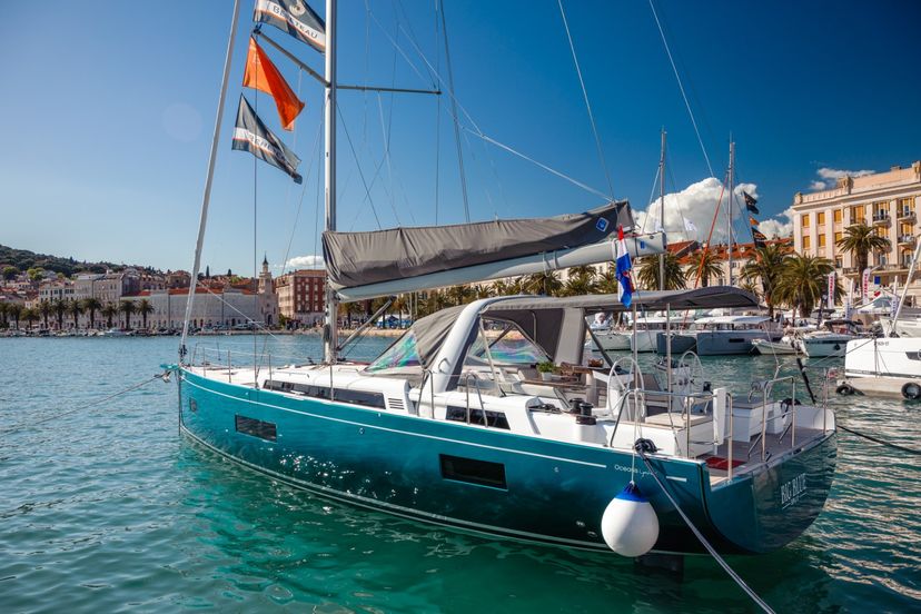 Beneteau OCEANIS YACHT 54 BIG BLUE