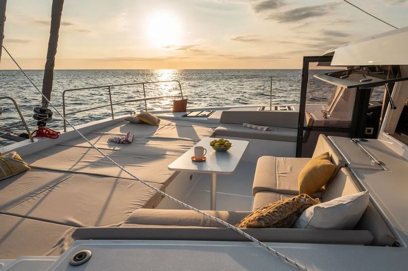 Bali Catamarans 4.4 Romar One