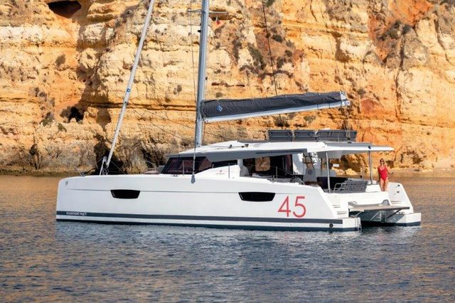 Fountaine Pajot 45 Christina