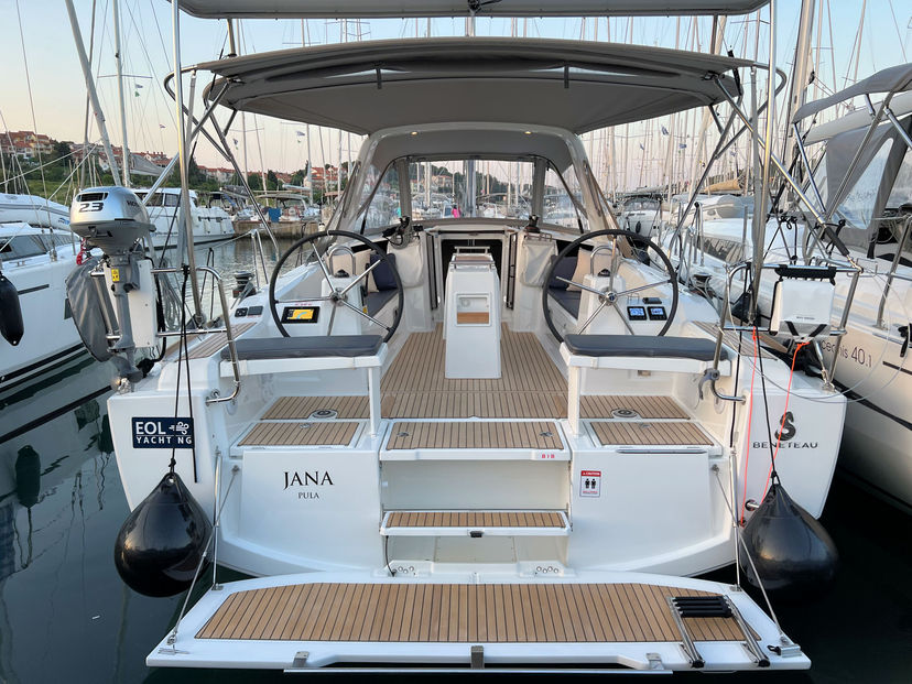 Beneteau 38 Jana