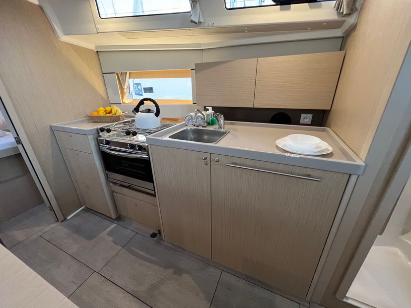 Beneteau 38 Jana
