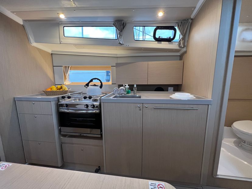 Beneteau 38 Jana
