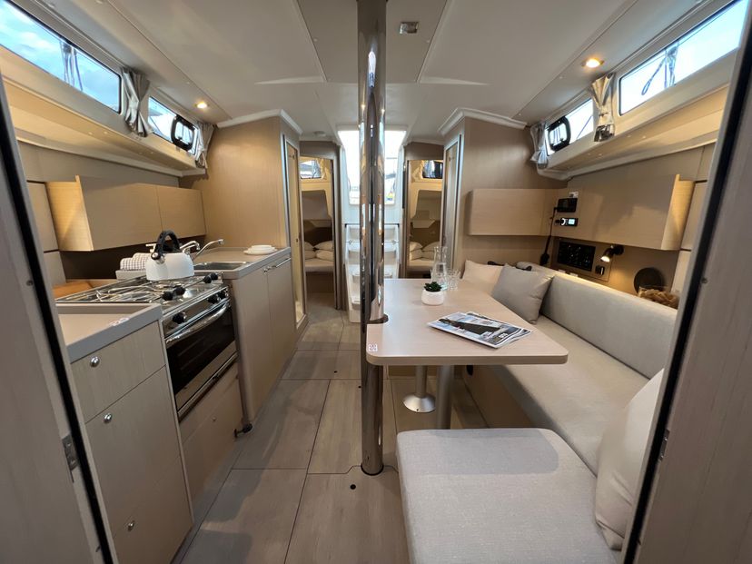 Beneteau 38 Jana