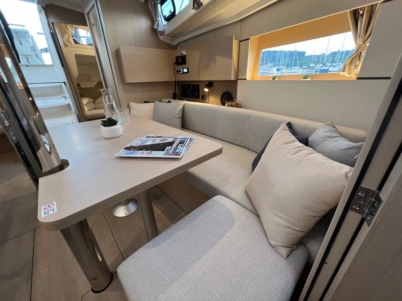 Beneteau 38 Jana