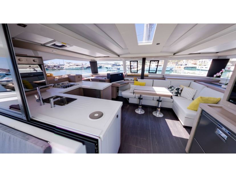 Fountaine Pajot 42 MAGIC SUMMER