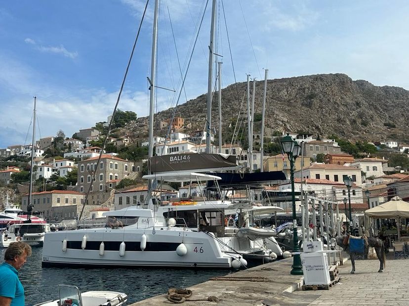 Bali Catamarans 4.6 Star Velvet (A/C, Generator, Water Maker, dishwasher)