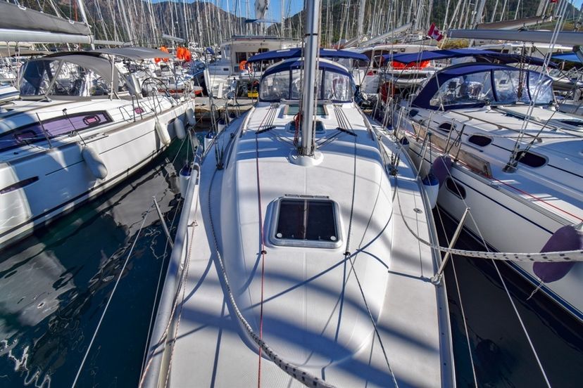 Jeanneau 37 Kacamak