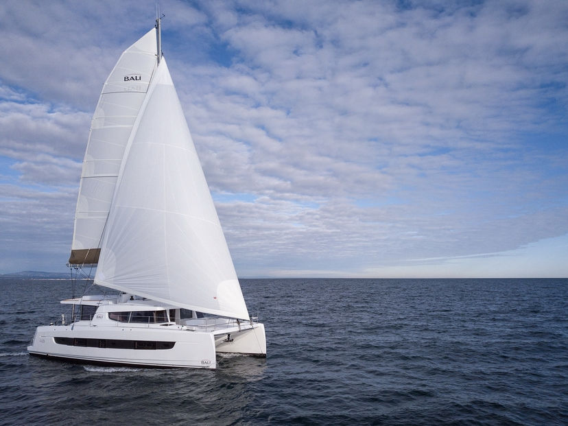 Bali Catamarans 4.8  PRES-B48-23-G