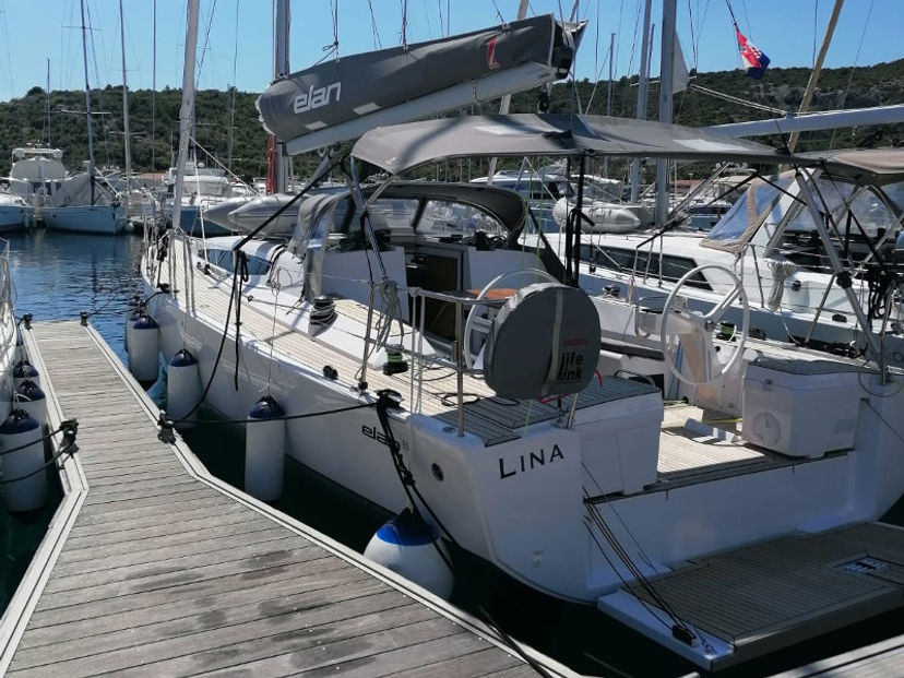 Elan E5 LINA 2020 (new sails 2024., air condition)