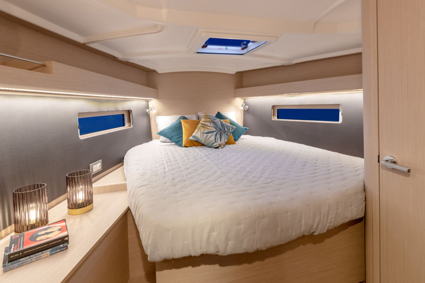 Beneteau 40 Moorings 42.3 Exclusive
