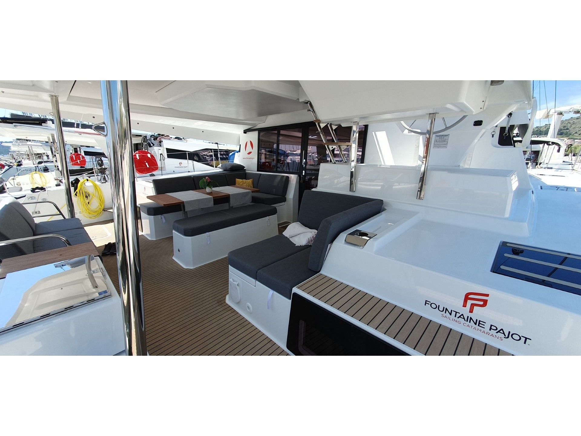 56486101454400172_Elba45_Summer_Flow_ultra_sailing_15.jpg