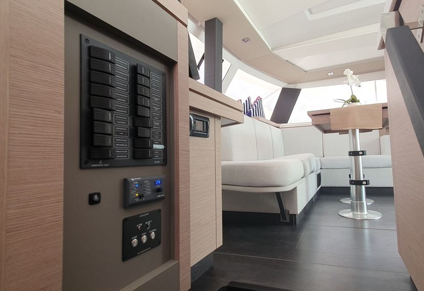 Fountaine Pajot 42 CRAZY DIAMOND