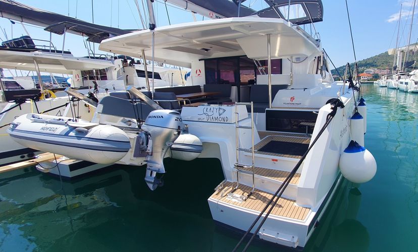 Fountaine Pajot 42 CRAZY DIAMOND