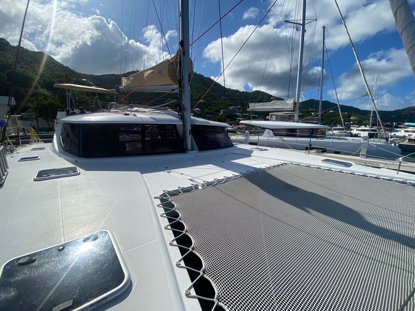 Fountaine Pajot 44 Peacemaker